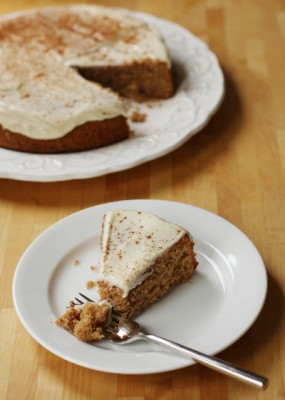 Cinnamon Applesauce Cake | Sweet Anna's